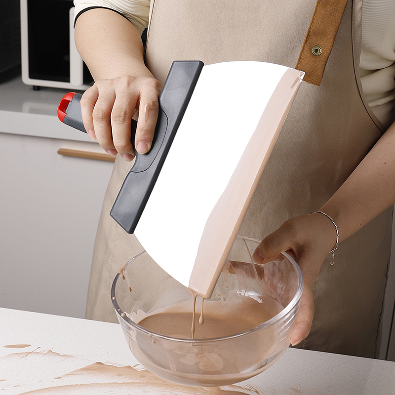 Stainless Steel Dough Scraper  - Kitchen Gadgets That Make Life Easier 评论和价格